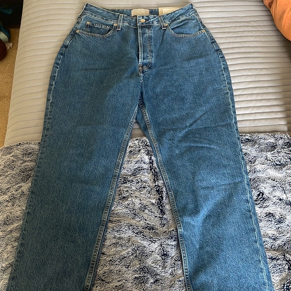 brand new everlane  “The Curvy ‘90s Cheeky Straight Jean”